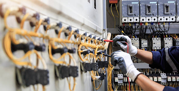 Professional Outlet Repair technician working in Denton County County, TX